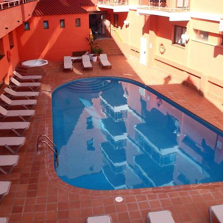 Tossa Beach Center Tossa de Mar Exterior photo
