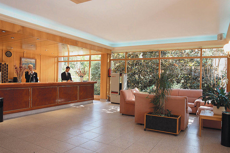 Tossa Beach Center Tossa de Mar Exterior photo